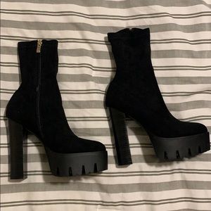 Azalea Wang Ankle Boots